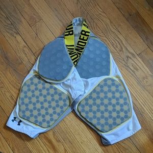 Compression shorts with padding